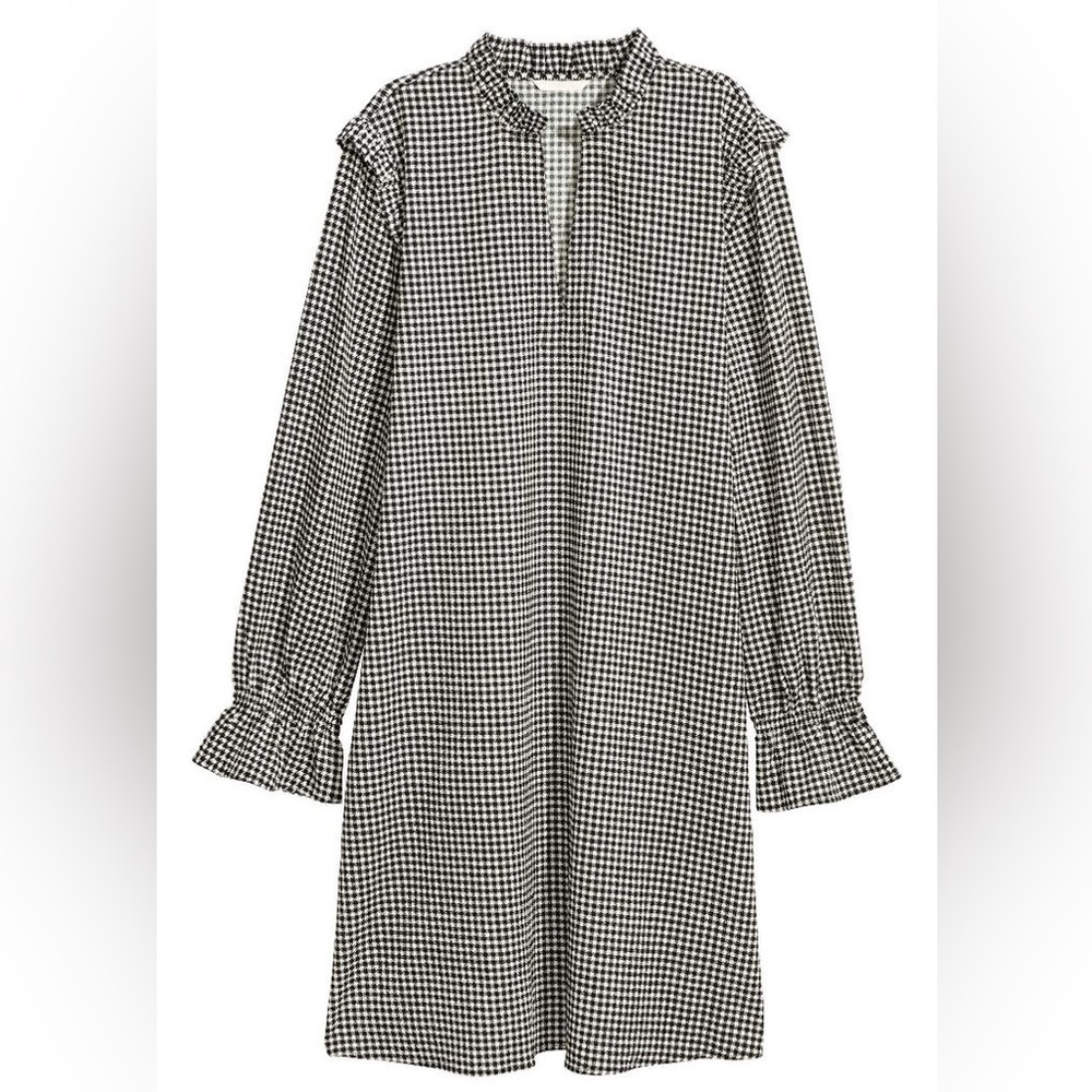 H&M Black and White Long Sleeve Dress